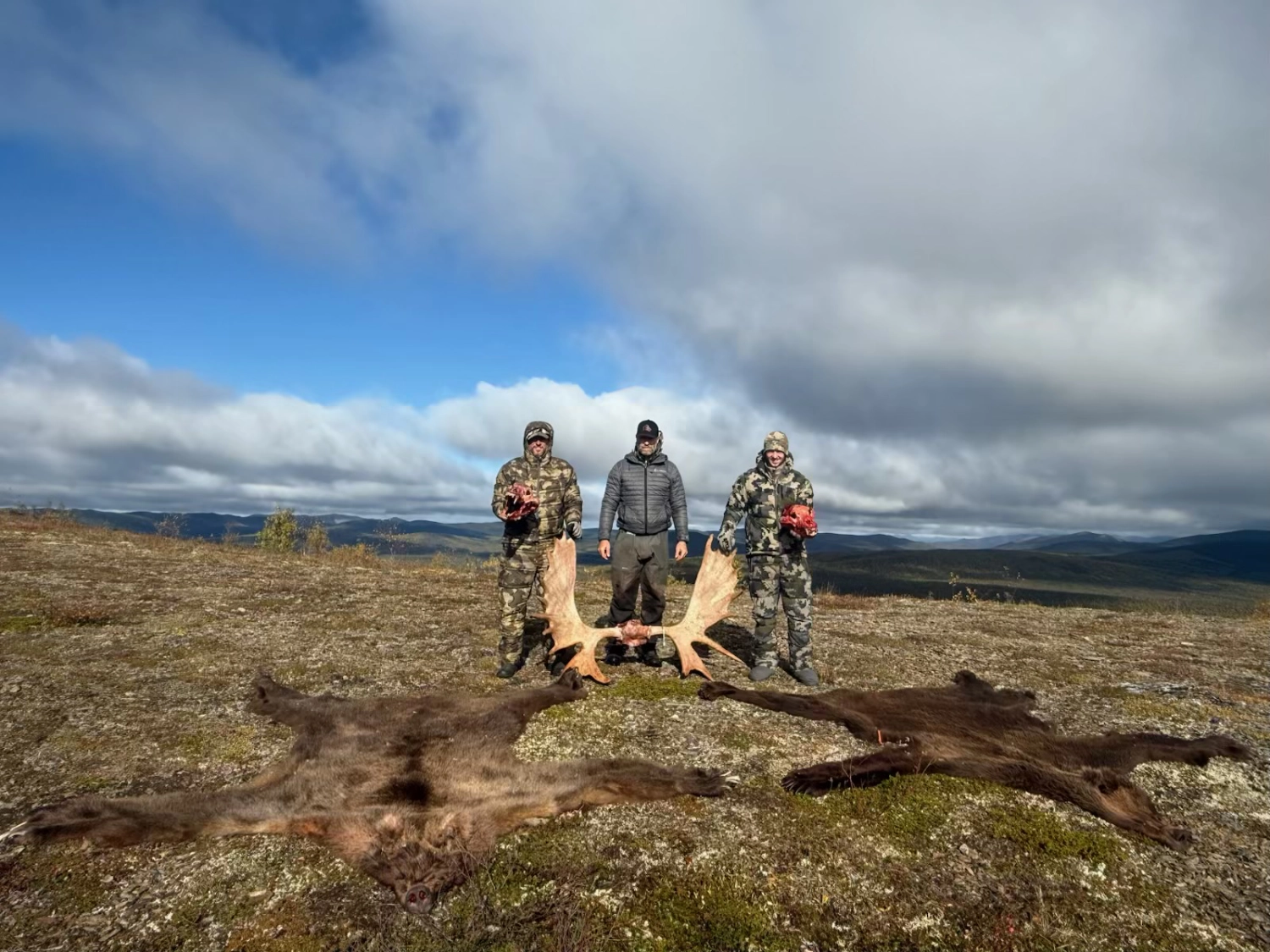Alaska Caribou Hunting Guides